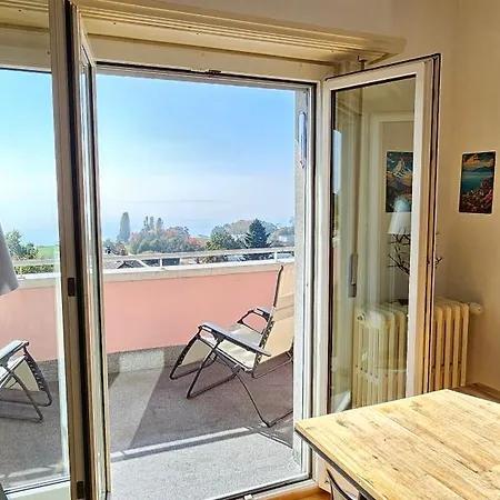 Bedrooms Floor With Beautiful View Privatunterkunft *